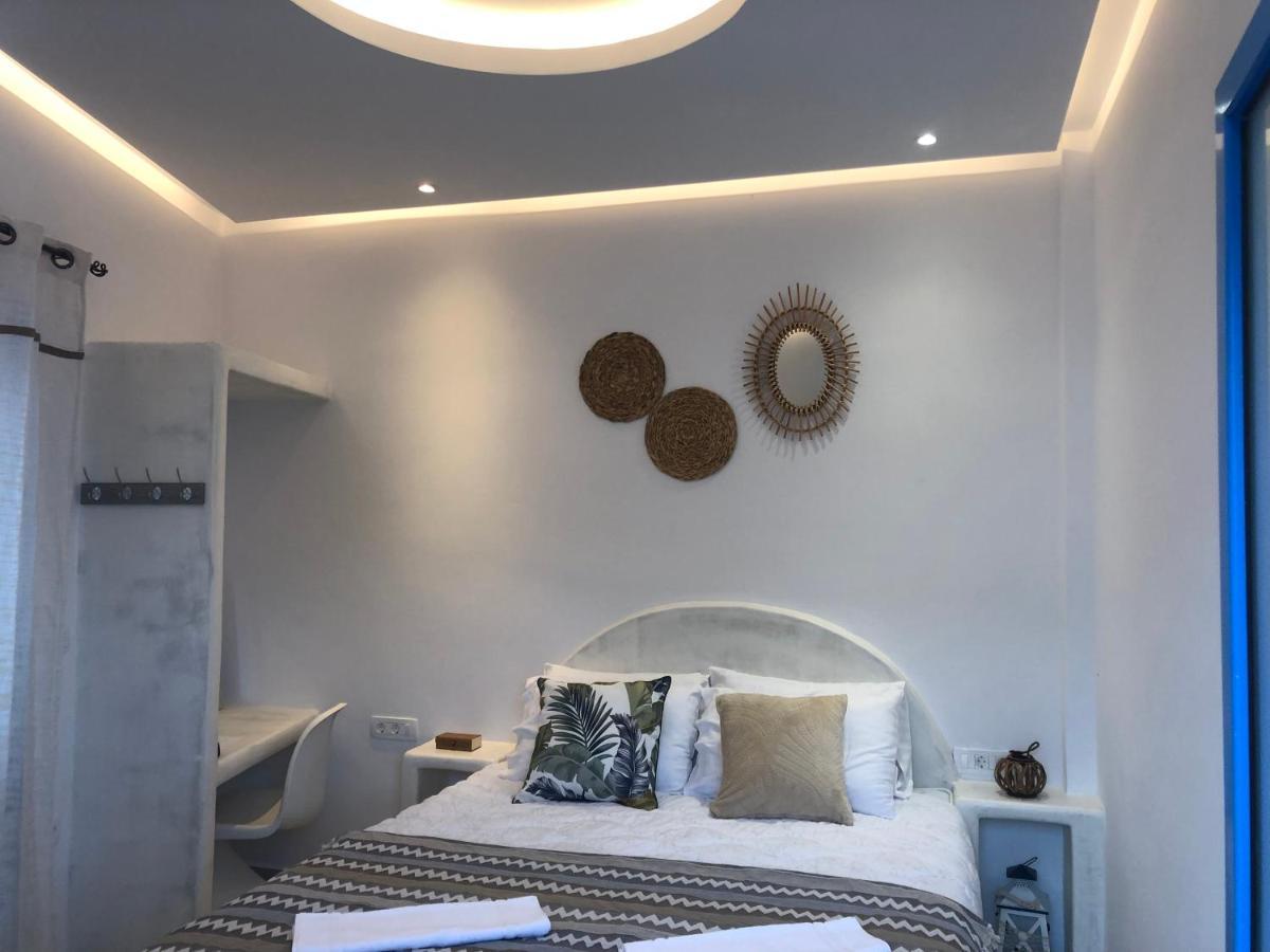 Oldtown Suites Fira ภายนอก รูปภาพ
