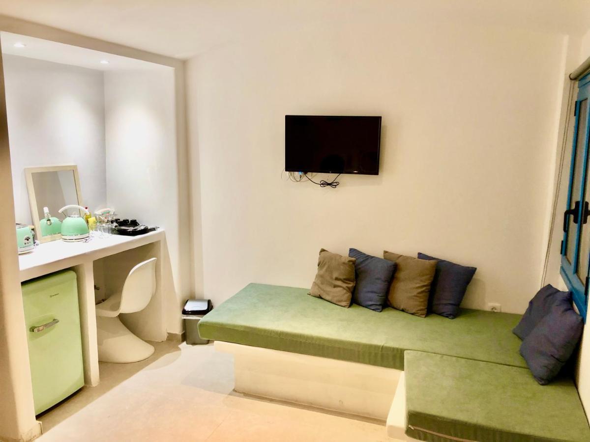 Oldtown Suites Fira ภายนอก รูปภาพ