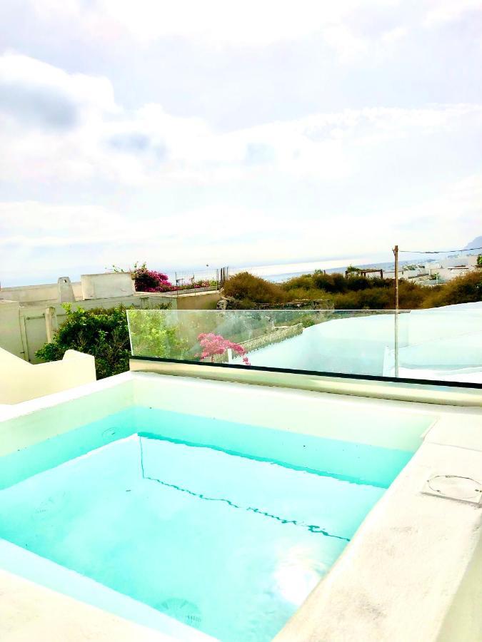Oldtown Suites Fira ภายนอก รูปภาพ